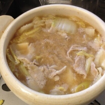 にんにく多めにいれちゃいました(#^.^#)
冬は鍋ですね。とても美味しかったです。